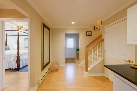 8 Aero Avenue Edgartown MA 02539