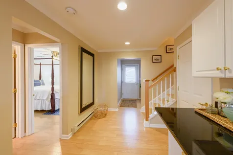 8 Aero Avenue Edgartown MA 02539
