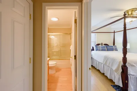 8 Aero Avenue Edgartown MA 02539