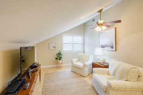 8 Aero Avenue Edgartown MA 02539
