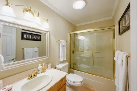 8 Aero Avenue Edgartown MA 02539