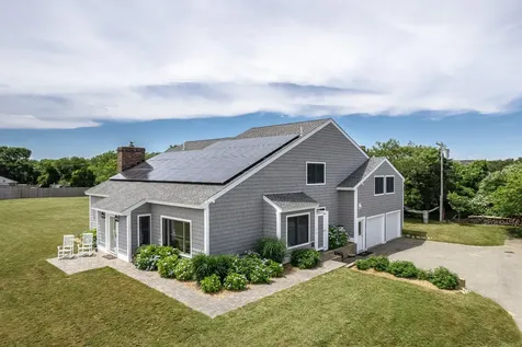 8 Aero Avenue Edgartown MA 02539