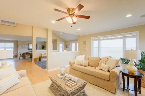8 Aero Avenue Edgartown MA 02539