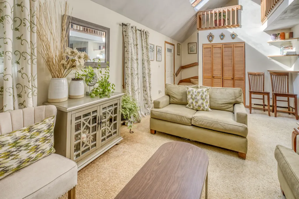 67 Saddle Club Road Edgartown MA 02539