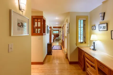 41 Bayes Hill Road Oak Bluffs MA 02539-4427