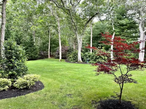 41 Bayes Hill Road Oak Bluffs MA 02539-4427