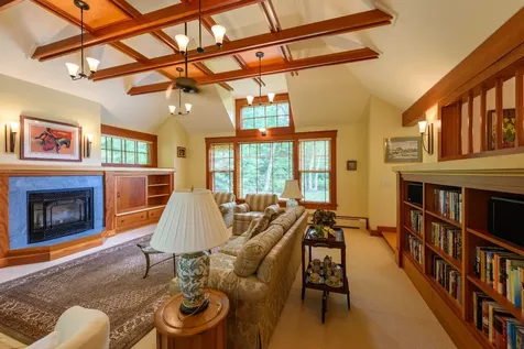 41 Bayes Hill Road Oak Bluffs MA 02539-4427
