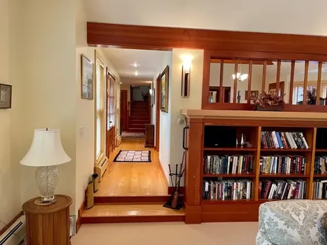 41 Bayes Hill Road Oak Bluffs MA 02539-4427