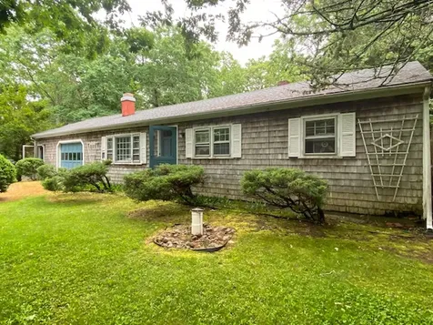 328 State Road West Tisbury MA 02575