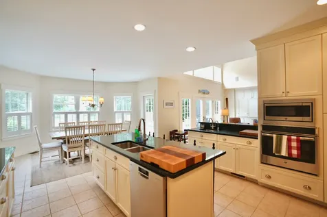 243 Pond Road West Tisbury MA 02575