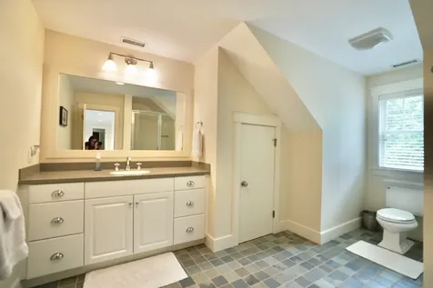 243 Pond Road West Tisbury MA 02575