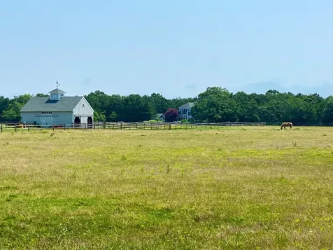 243 Pond Road West Tisbury MA 02575