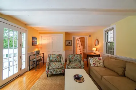8 School House Village Oak Bluffs MA 02557