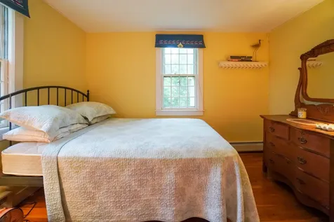 8 School House Village Oak Bluffs MA 02557