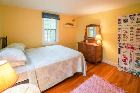 8 School House Village Oak Bluffs MA 02557