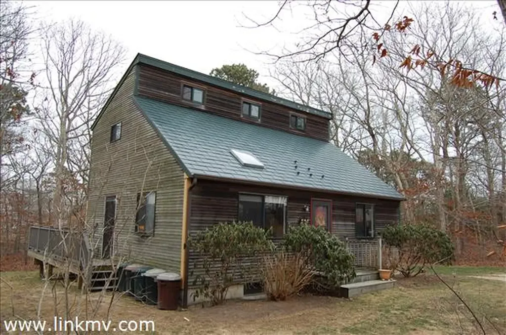 3 Wheelhouse Way Oak Bluffs MA 02557