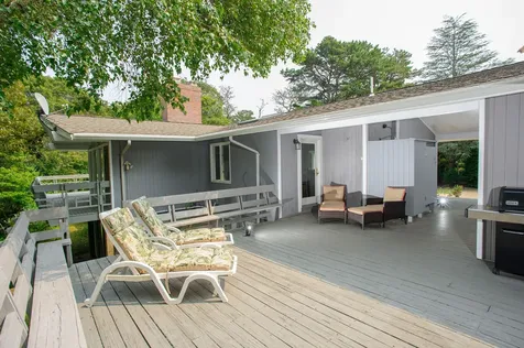 250 Winyah Lane Vineyard Haven MA 02568