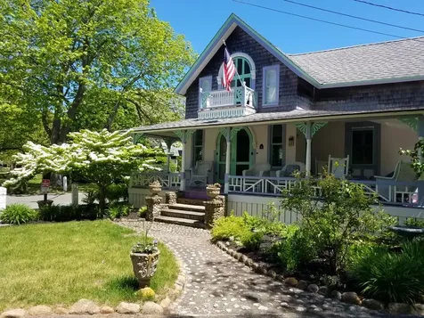 2 Clinton Avenue Oak Bluffs MA 02557