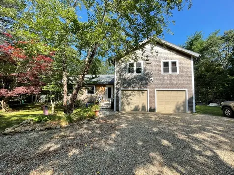 48 Oak Knoll Road West Tisbury MA 02575