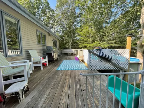 48 Oak Knoll Road West Tisbury MA 02575