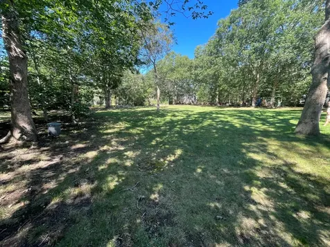 48 Oak Knoll Road West Tisbury MA 02575