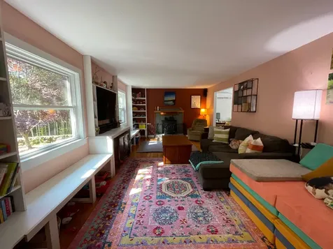 48 Oak Knoll Road West Tisbury MA 02575