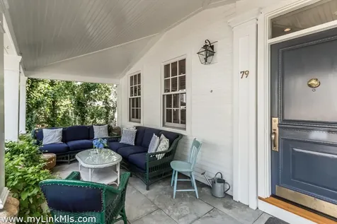79 William Street Vineyard Haven MA 02568