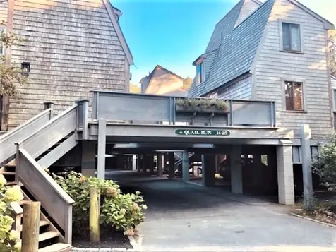 4 Quail Run Oak Bluffs MA 02557