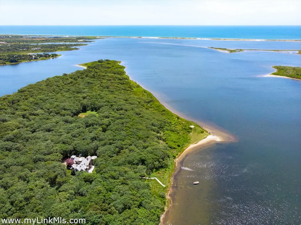 69 Kanomika Road Edgartown MA 02539