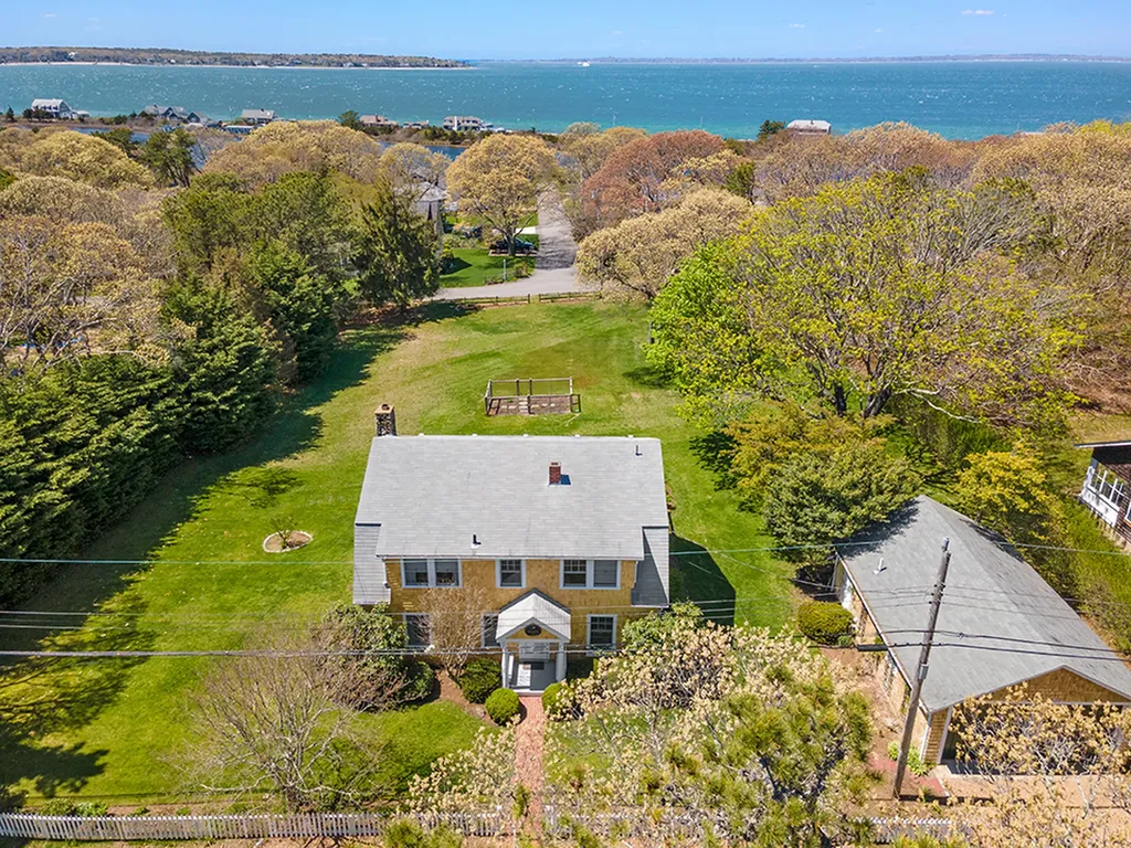 104 Winemack Avenue & 101 Park Street Oak Bluffs MA 02557