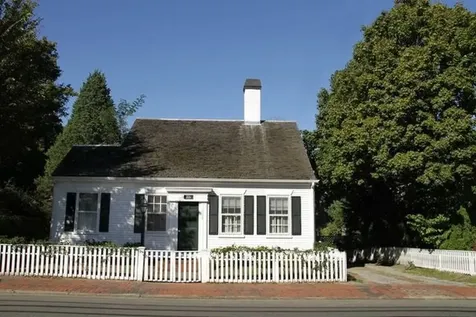 113 Upper Main Street Edgartown MA 02539