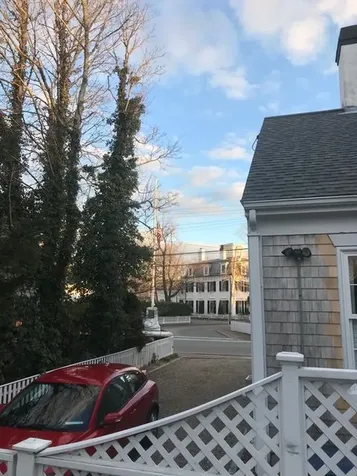 113 Upper Main Street Edgartown MA 02539