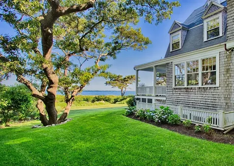 1153 Main Street Vineyard Haven MA 02568