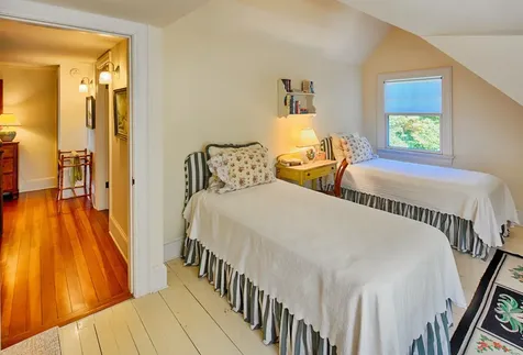 1153 Main Street Vineyard Haven MA 02568