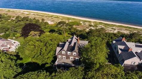 1153 Main Street Vineyard Haven MA 02568