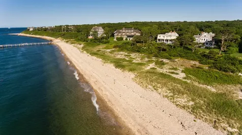 1153 Main Street Vineyard Haven MA 02568
