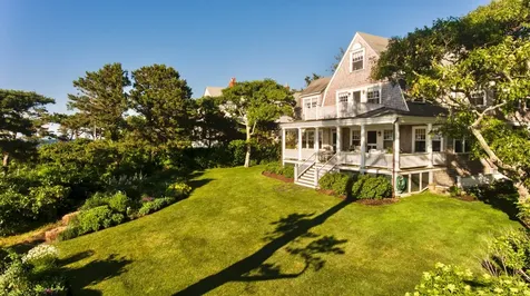 1153 Main Street Vineyard Haven MA 02568