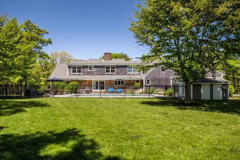 7 Stoney Hill Road West Tisbury MA 02575