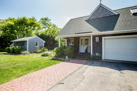 7 Stoney Hill Road West Tisbury MA 02575