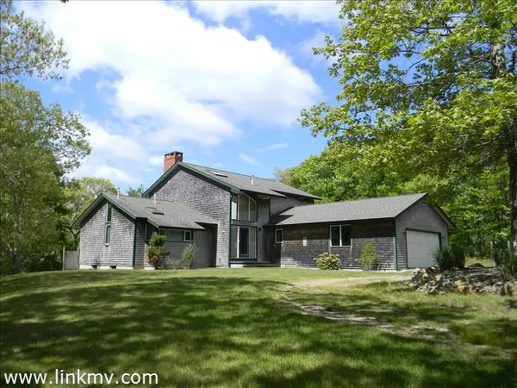 22 Tabor Hills Chilmark MA 02535
