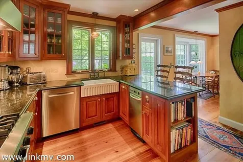 111 Upper Main Street Edgartown MA 02539