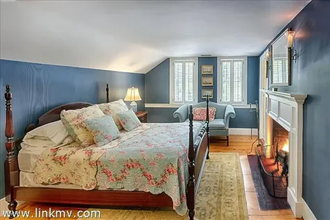 111 Upper Main Street Edgartown MA 02539