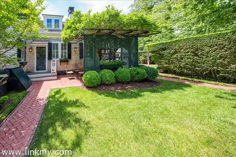 111 Upper Main Street Edgartown MA 02539