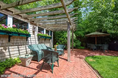 111 Upper Main Street Edgartown MA 02539