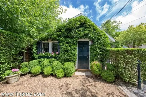 111 Upper Main Street Edgartown MA 02539