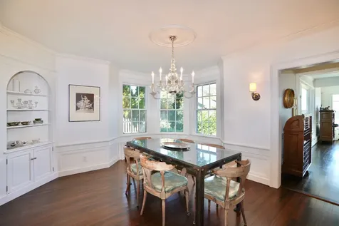 93 South Water Street Edgartown MA 02539