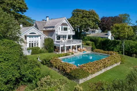 93 South Water Street Edgartown MA 02539