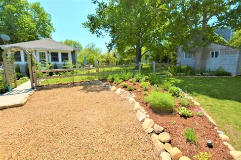 2 Garvin Street Oak Bluffs MA 02557