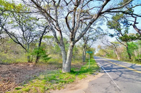 3 Briarwood Lane West Tisbury MA 02575