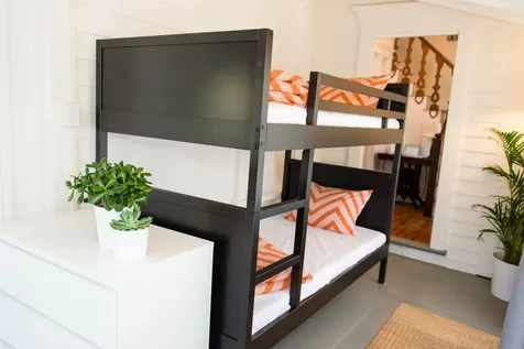 22 Narragansett Avenue Oak Bluffs MA 02557